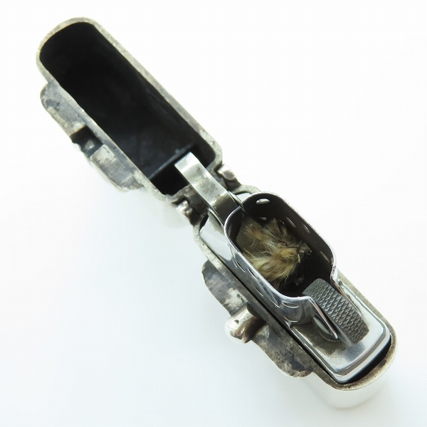 実際に弊社で買取させて頂いたCHROME HEARTS/クロムハーツ ZIPPO/ジッポー V1 スモールCHクロス オイルライターの画像 5枚目