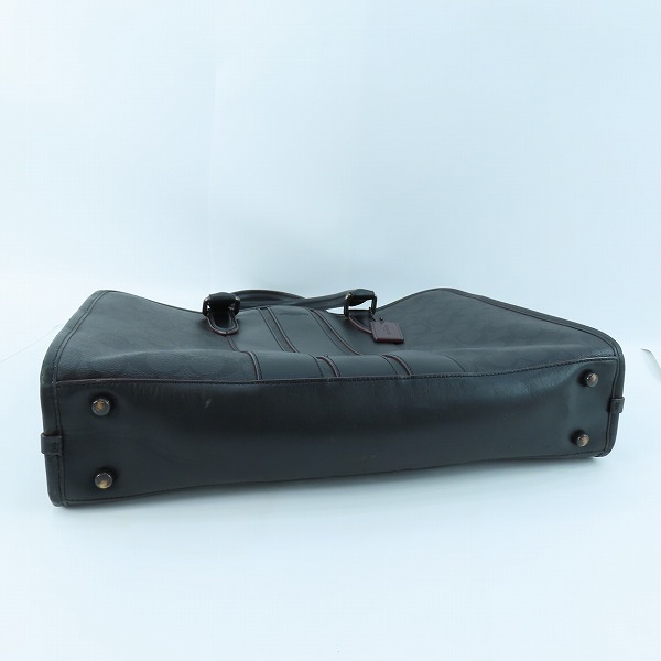 実際に弊社で買取させて頂いたCOACH/コーチ  シグネチャー ブリーフケース/ビジネスバッグの画像 2枚目