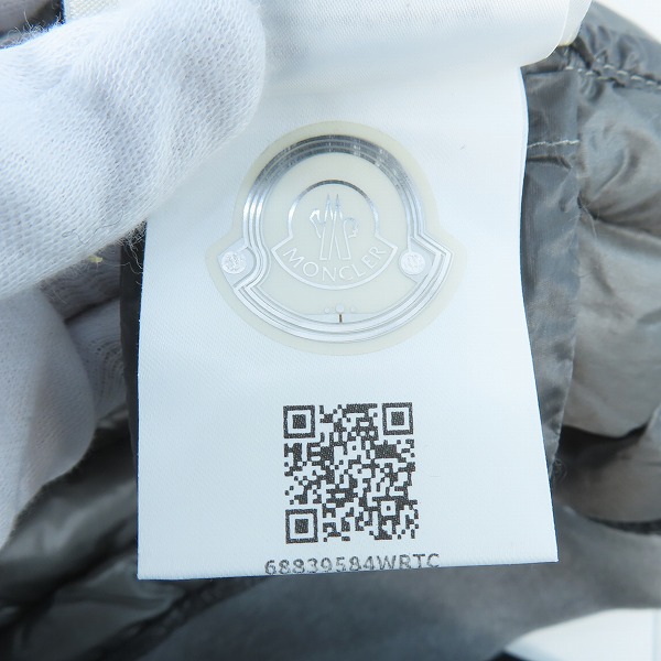 実際に弊社で買取させて頂いた【JPタグ】MONCLER/モンクレール MAGLIA CARDIGAN ダウン切り替え パーカー D20918400600/XXLの画像 4枚目