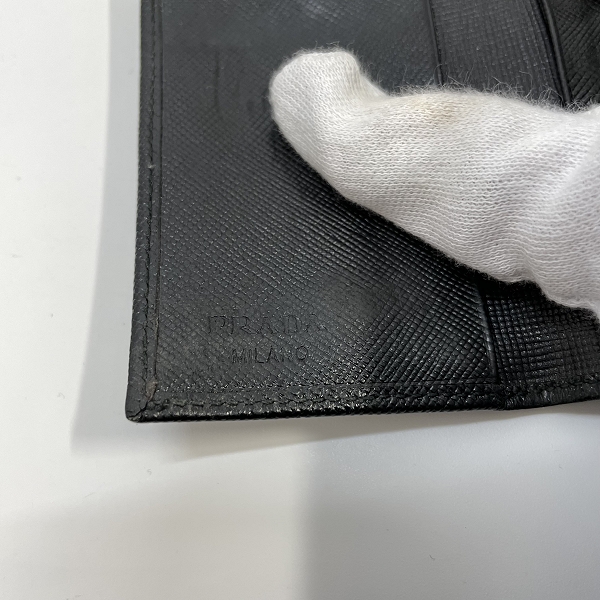 実際に弊社で買取させて頂いた【難有り】PRADA/プラダ 6連 キーケースの画像 4枚目