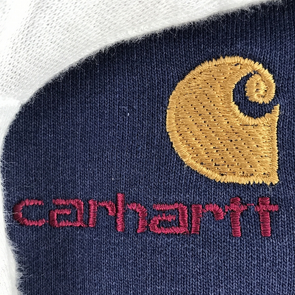 実際に弊社で買取させて頂いたCarhartt/カーハート USA製 ロゴ刺繍 ジップアップ パーカーの画像 5枚目