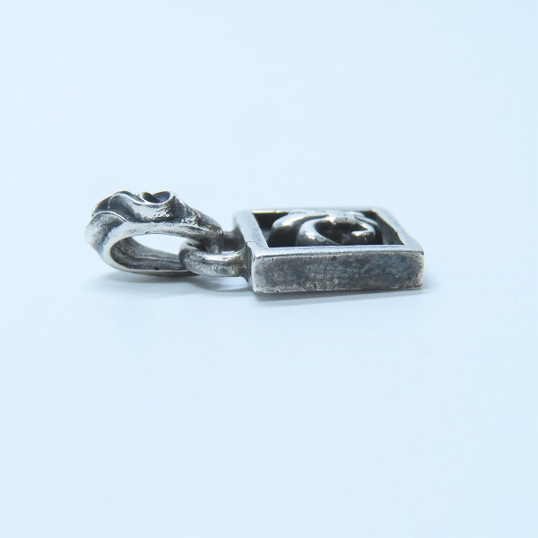 実際に弊社で買取させて頂いたCHROME HEARTS/クロムハーツ フレームド BS フレアチャーム の画像 2枚目