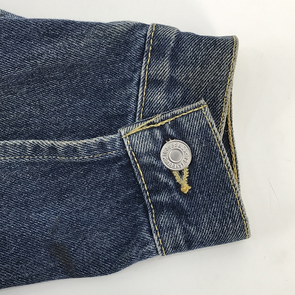実際に弊社で買取させて頂いたLevi's/リーバイス  デニムジャケット 70507-0312/XLの画像 8枚目