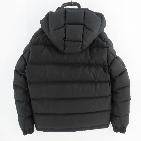 実際に弊社で買取させて頂いた【JPタグ】MONCLER/モンクレール MONTGENEVRE/モンジュネーブル ダウン ジャケット H20911A53700/1の画像 1枚目