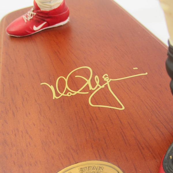 実際に弊社で買取させて頂いたTHE DANBURY MINT/ダンバリーミント MLB セントルイス・カージナルス #25 マーク・マグワイア フィギュアの画像 5枚目