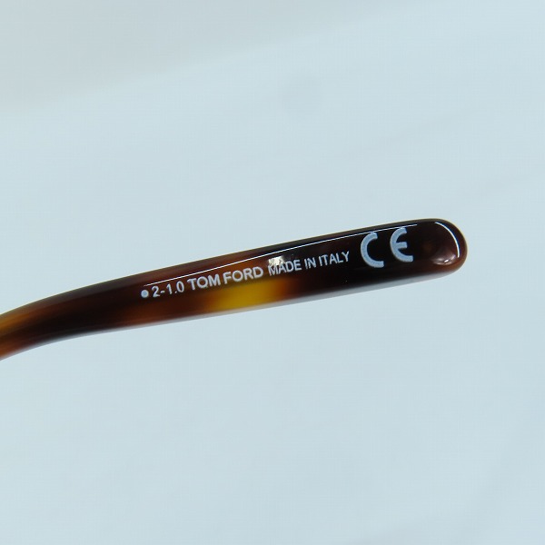 実際に弊社で買取させて頂いたTOM FORD/トムフォード 眼鏡/メガネフレーム TF5649-D-B 056の画像 5枚目