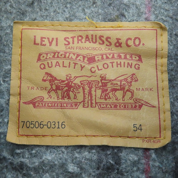 実際に弊社で買取させて頂いたLEVI'S/リーバイス USA製/ボタン裏刻印715 裏ブランケットジージャン/デニムジャケット 70506-0316/54の画像 2枚目