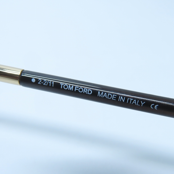 実際に弊社で買取させて頂いたTOM FORD/トムフォード Vicky サングラス/アイウェア TF184 の画像 3枚目