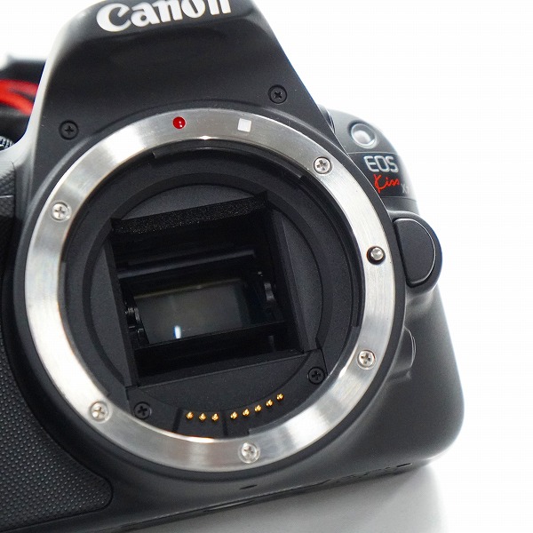 実際に弊社で買取させて頂いたCanon/キャノン DS126441 EOS Kiss X7 デジタル一眼レフカメラ ボディ 動作確認済みの画像 1枚目