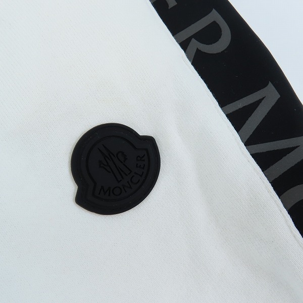 実際に弊社で買取させて頂いた【JPタグ】MONCLER/モンクレール 22SS リフレクターロゴ スウェット パンツ H10918H00014 Lの画像 7枚目