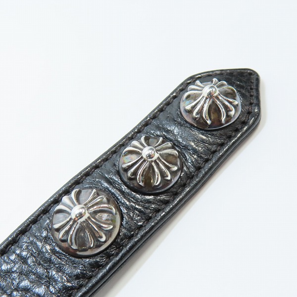 実際に弊社で買取させて頂いた【インボイス原本】CHROME HEARTS/クロムハーツ 3ボタン2スナップ レザー ブレスレット クロスボタンの画像 7枚目