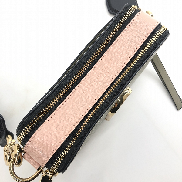 実際に弊社で買取させて頂いたMARC JACOBS/マークジェイコブス SNAPSHOT/スナップショット ショルダーバッグの画像 4枚目