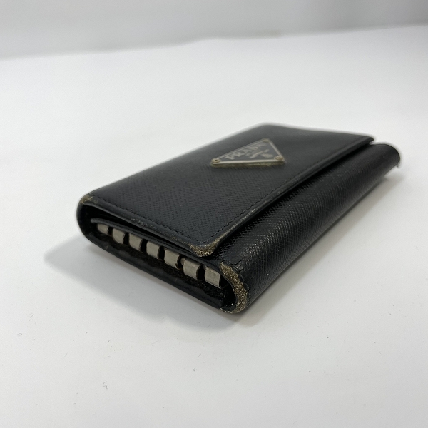 実際に弊社で買取させて頂いた【難有り】PRADA/プラダ 6連 キーケースの画像 2枚目