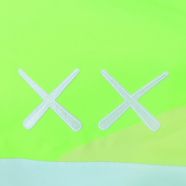 実際に弊社で買取させて頂いた【未使用】THE NORTH FACE × KAWS/ノースフェイス×カウズ マウンテンジャケット NF0A7WLW763/Lの画像 6枚目