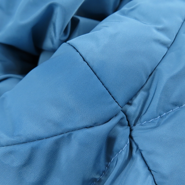 実際に弊社で買取させて頂いたPRADA/プラダ 19AW トライアングルロゴ オーバーサイズ ダウンジャケット ACU1 2019 3015 SGB167 S192 I18/Lの画像 5枚目