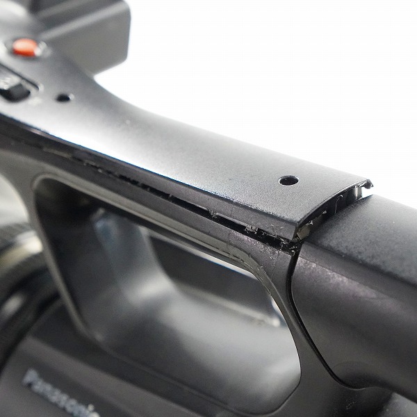 実際に弊社で買取させて頂いた【ジャンク】Panasonic/パナソニック AG-AC90 メモリーカードカメラレコーダー 業務用ビデオカメラの画像 8枚目