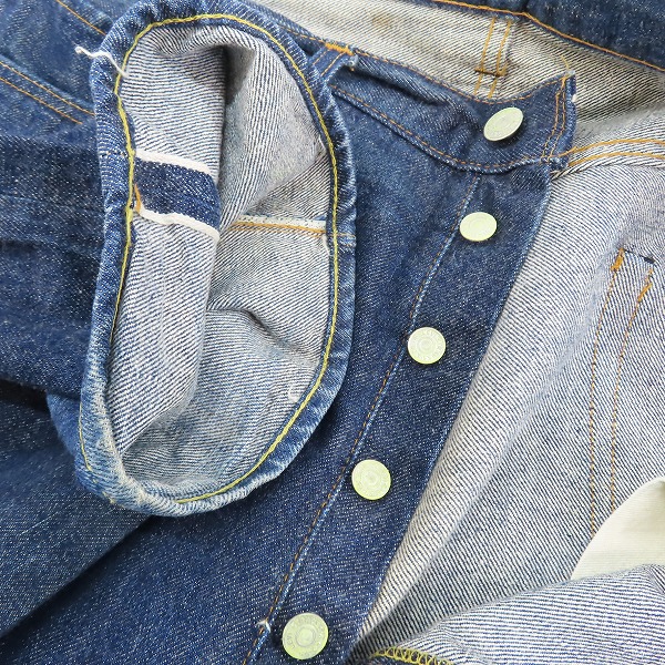 実際に弊社で買取させて頂いたLEVIS/リーバイス 501 66前期 ヴィンテージ/ビンテージ 刻印6/シングルステッチ ブランクタブ/サークルR デニムパンツの画像 2枚目
