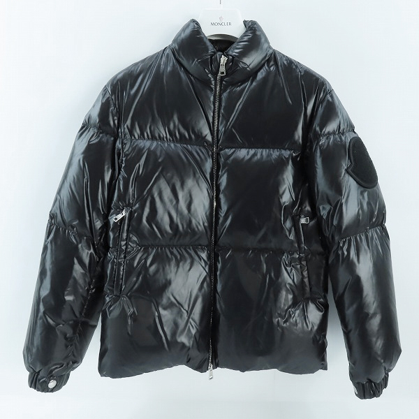実際に弊社で買取させて頂いた【JPタグ】MONCLER/モンクレール 19AW FRIESIAN GIUBBOTTO ダウンジャケット E20914196355/0