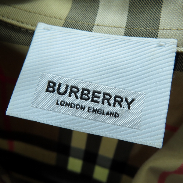 実際に弊社で買取させて頂いたBURBERRY LONDON ENGLAND/バーバリーロンドンイングランド ノバチェック ジップアップジャケット 8036770/Sの画像 2枚目