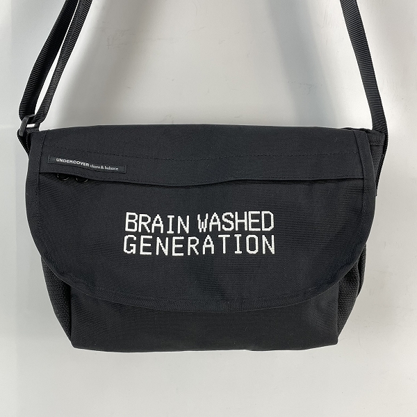 実際に弊社で買取させて頂いたUNDERCOVER/アンダーカバー BRAIN WASHED GENERATION メッセンジャーバッグ