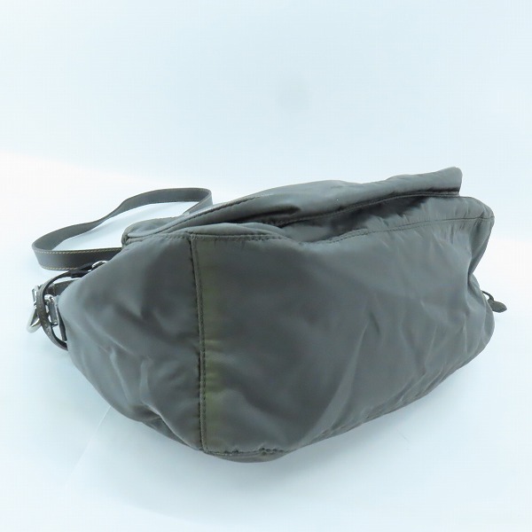 実際に弊社で買取させて頂いたPRADA/プラダ ナイロン ショルダーバッグ の画像 2枚目