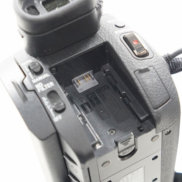 実際に弊社で買取させて頂いたSONY/ソニー FDR-AX100 ハンディカム デジタル 4K ビデオカメラレコーダー 動作未確認の画像 8枚目
