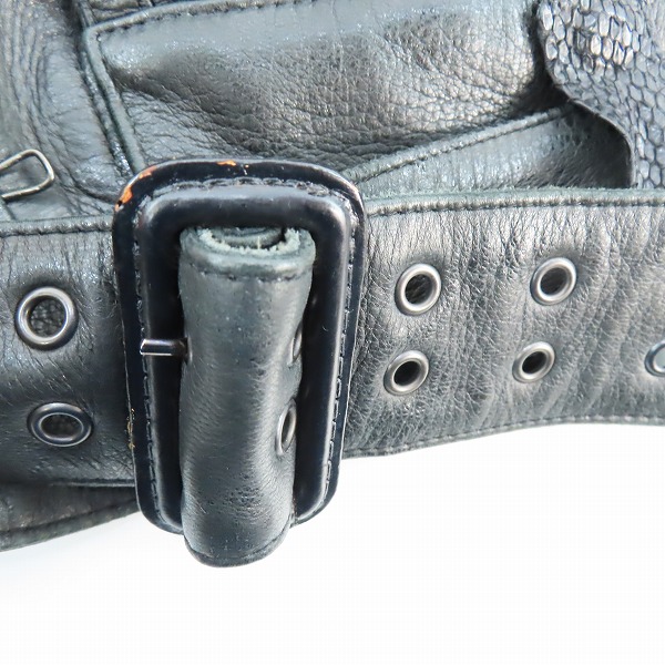 実際に弊社で買取させて頂いたRoen/ロエン パイソン 鹿革/蛇革 裏地ファー ダブル ジャケット 76132029 /48の画像 7枚目