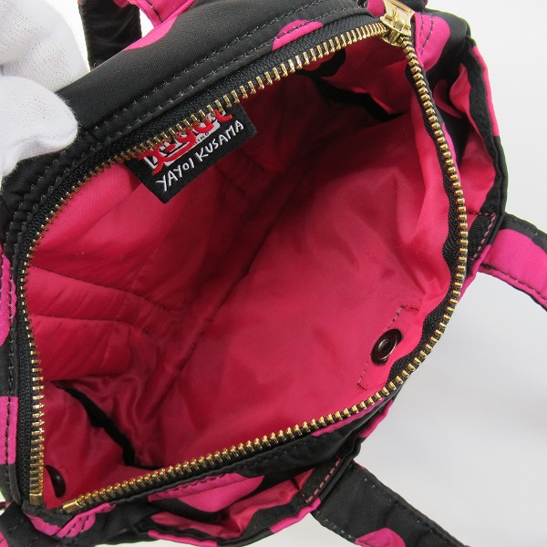 実際に弊社で買取させて頂いたPORTER/ポーター×草間彌生×XLARGE/エックスラージ×x-girl コラボ ドット柄 ショルダーバッグ/ハンドバッグの画像 6枚目