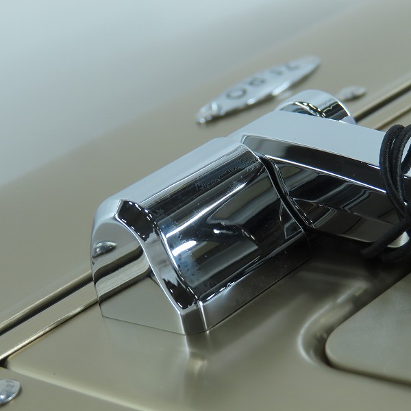 実際に弊社で買取させて頂いた【未使用】ZERO HALLIBURTON/ゼロハリバートン Continental Carry-On Travel Case キャリーケース 37L 94405の画像 8枚目