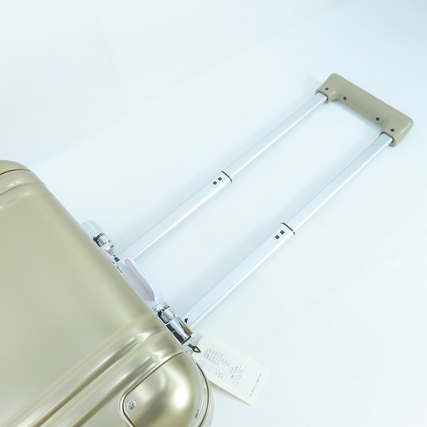 実際に弊社で買取させて頂いた【未使用】ZERO HALLIBURTON/ゼロハリバートン Continental Carry-On Travel Case キャリーケース 37L 94405の画像 5枚目