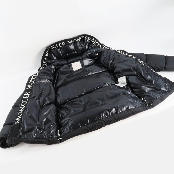 実際に弊社で買取させて頂いた【JPタグ】MONCLER/モンクレール MONTCLA GIUBBOTTO/モンクラー ダウンジャケット F20911B56900 C0300/1の画像 5枚目