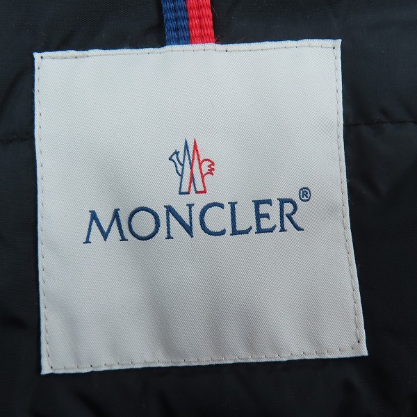 実際に弊社で買取させて頂いたMONCLER/モンクレール GLAREOLE GIUBBOTTO/ナイロン ダウンコート D20934936485 54543/1の画像 2枚目