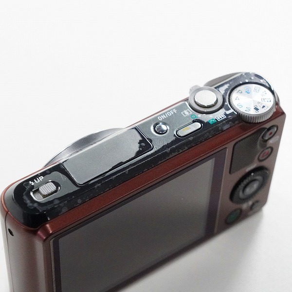 実際に弊社で買取させて頂いたCASIO/カシオ EXILIM EX-ZR700 エクシリム コンパクトデジタルカメラ 動作未確認の画像 3枚目