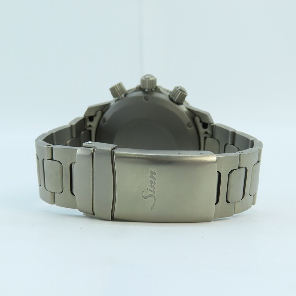 実際に弊社で買取させて頂いたSinn/ジン 203.TI.AR クロノグラフ デイデイト 自動巻 203.3770の画像 2枚目