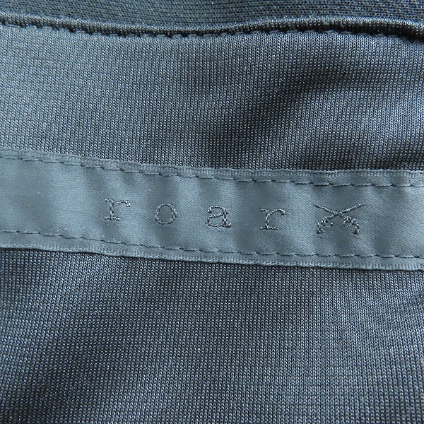 実際に弊社で買取させて頂いたroar/ロアー クロスガン/二丁拳銃 ラインストーン レザー切替 パーカー 11FRB-12RF/3の画像 2枚目