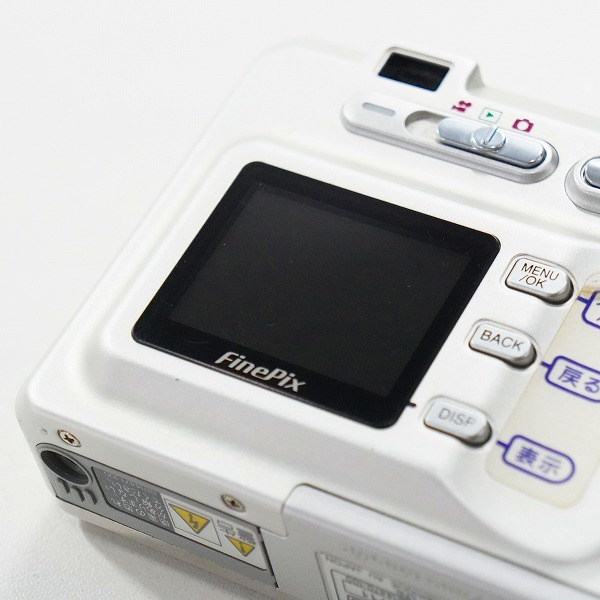 実際に弊社で買取させて頂いたFUJIFILM/富士フィルム FinePix F401 ファインピクス コンパクトデジタルカメラ 動作未確認の画像 5枚目