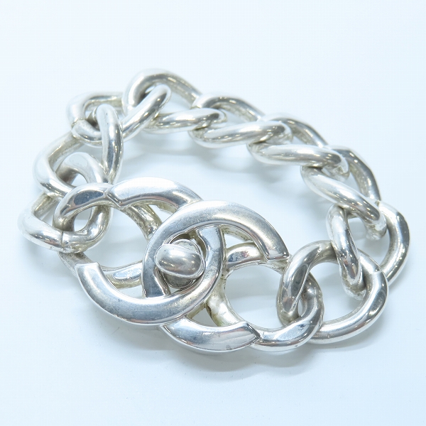 実際に弊社で買取させて頂いたCHANEL/シャネル ターンロック ブレスレット ココマーク