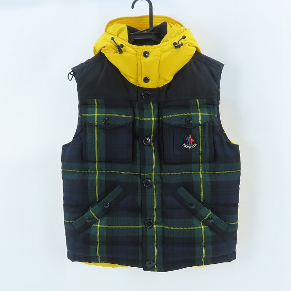 実際に弊社で買取させて頂いたMONCLER/モンクレール LIBERATION/ダウンベスト 43306/50/54208/0