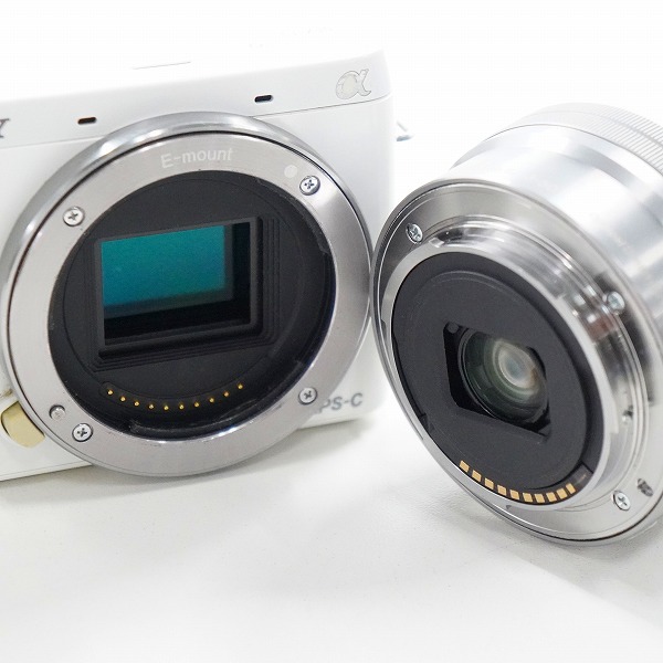 実際に弊社で買取させて頂いた【ジャンク】SONY/ソニー α NEX-F3/SELP1650 ミラーレス一眼カメラ デジタルカメラ セットの画像 1枚目
