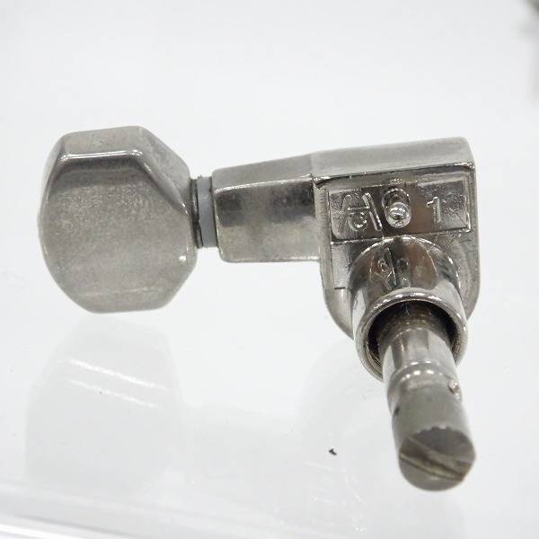 実際に弊社で買取させて頂いたGROVER/グローバー 型番不明 6連 ギター用 ペグ パーツの画像 4枚目