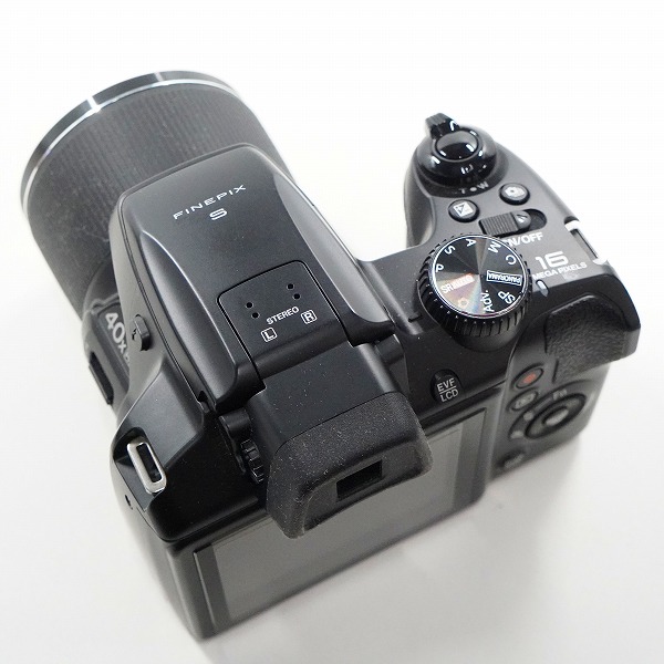 実際に弊社で買取させて頂いたFUJIFILM/富士フィルム FINEPIX S8200 コンパクトデジタルカメラ 動作確認済みの画像 3枚目