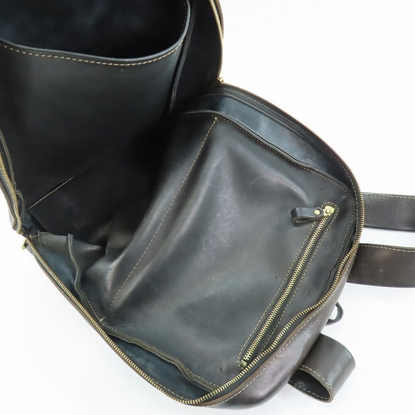実際に弊社で買取させて頂いたHERZ/ヘルツ Organ レザー スクエア型 リュックサックの画像 3枚目