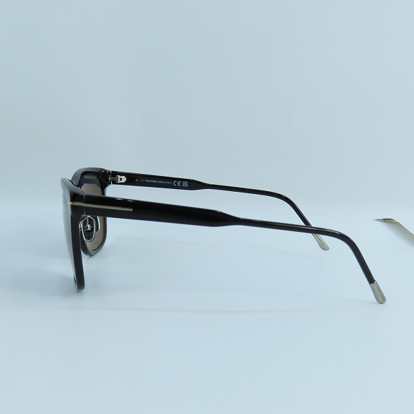 実際に弊社で買取させて頂いたTOM FORD/トムフォード 偏光 アイウェア/サングラス TF955-Dの画像 1枚目