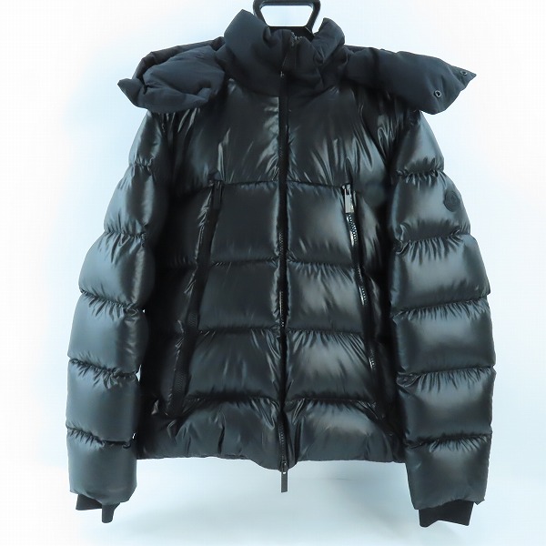 実際に弊社で買取させて頂いた【JPタグ】MONCLER/モンクレール  ZUBAIR GIUBBOTTO ダウン ジャケット H20911A00197 5950K/2