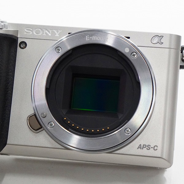 実際に弊社で買取させて頂いたSONY/ソニー α6000 ILCE-6000 ミラーレス一眼 デジタルカメラ ボディ 動作確認済みの画像 1枚目
