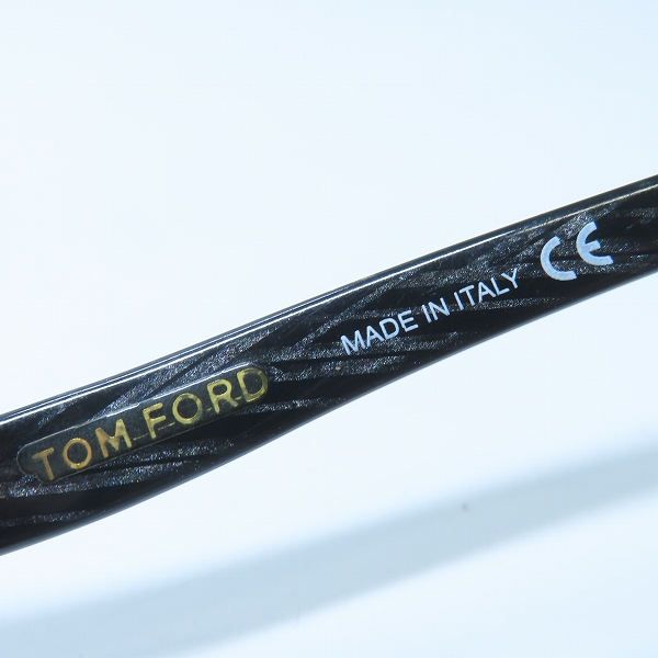 実際に弊社で買取させて頂いたTOM FORD/トムフォード  Yvette/イベット サングラス/アイウェア TF89の画像 3枚目