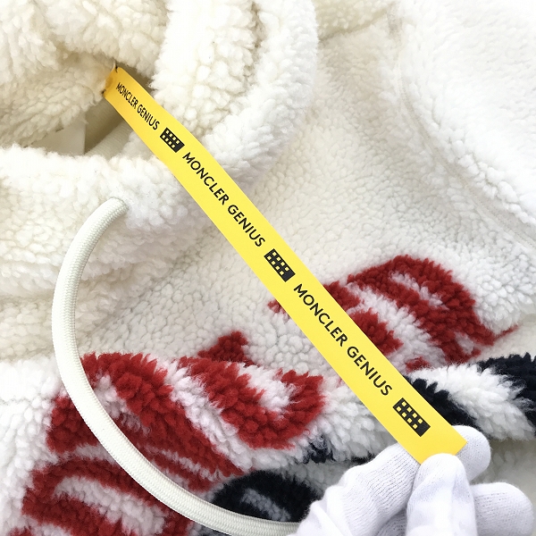 実際に弊社で買取させて頂いた【JPタグ】MONCLER GENIUS/モンクレール ジーニアス MAGLIA ボア プルオーバー パーカー E20918031100/Lの画像 3枚目