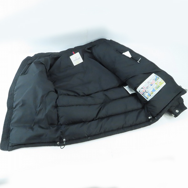 実際に弊社で買取させて頂いた【JPタグ】MONCLER/モンクレール ARCS/アークス ウール切り替え ダウンジャケット B20914181085/0の画像 2枚目