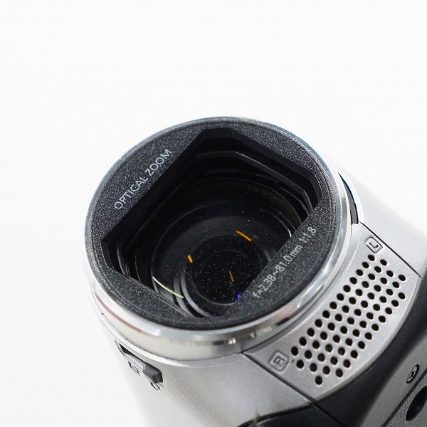 実際に弊社で買取させて頂いたPanasonic/パナソニック HC-V100M デジタルハイビジョンビデオカメラ 動作未確認の画像 1枚目