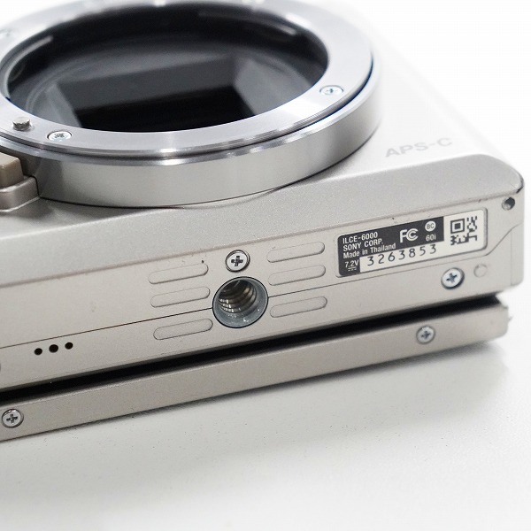 実際に弊社で買取させて頂いたSONY/ソニー α6000 ILCE-6000 ミラーレス一眼 デジタルカメラ ボディ 動作確認済みの画像 6枚目